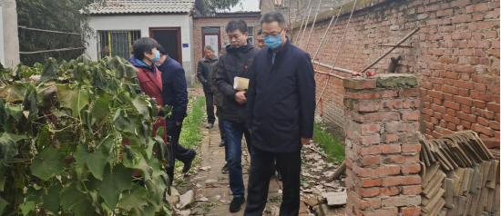 省纪委监委驻省工业和信息化厅纪检监察组组长、厅党组成员<br>朱永飞带队赴张宇村开展扶贫帮扶调研工作
