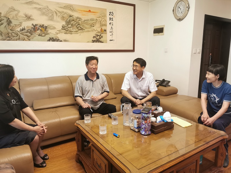 省地方金融監管局開展“七一”走訪慰問活動 省地方金融監管局開展“七一”走訪慰問活動