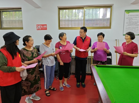 厅离退休处 省农技总站联合开展农西社区共建共治活动