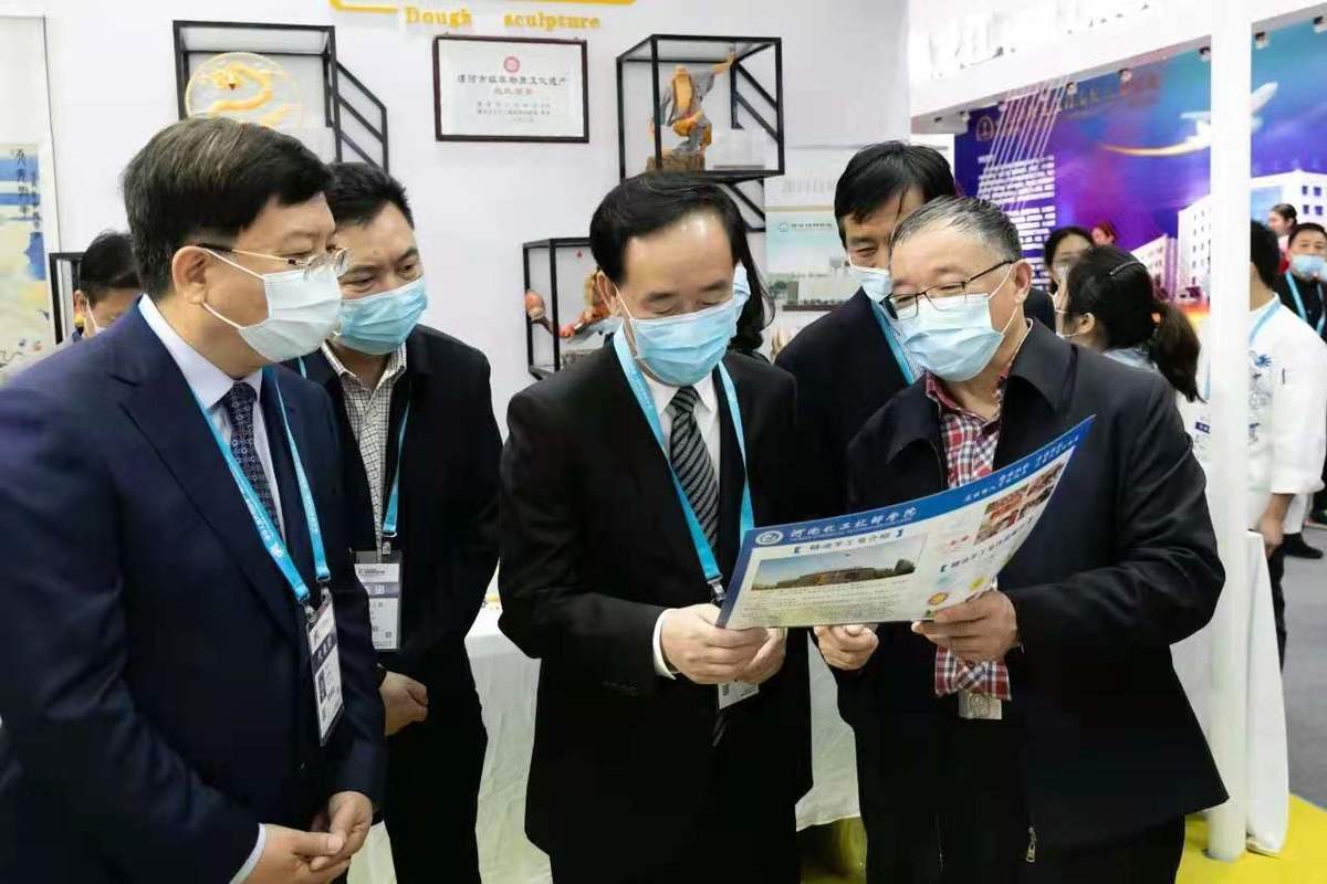 第一届全国技能大赛在广州举办 我省取得优异成绩 第一届全国技能大赛在广州举办 我省取得优异成绩
