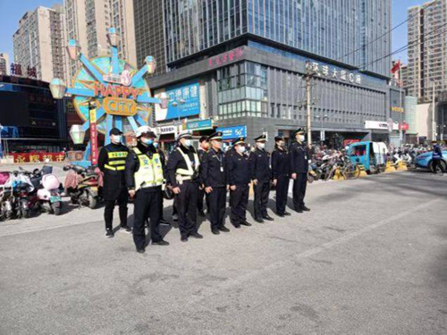 金水城管：打造“心连心、手拉手”联合执法新机制