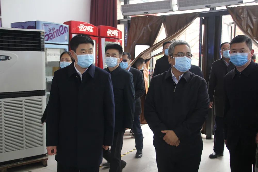 省教育厅厅长宋争辉在郑州、开封调研学校疫情防控工作