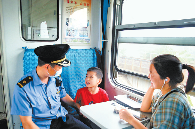 �����𳵡�ʻ����ƶ�����ٶȡ� ��·�� ������