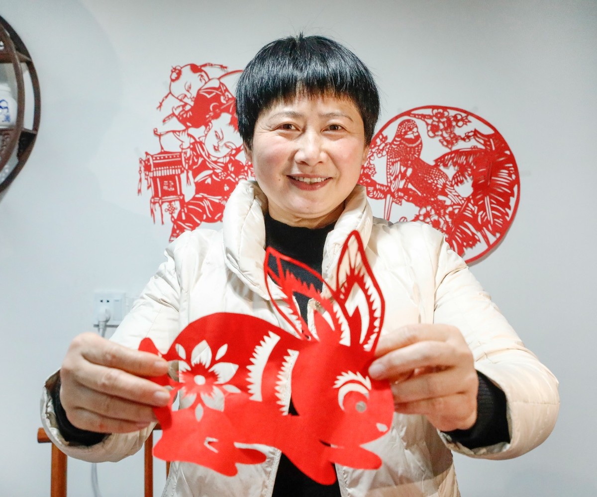 'Rabbit' in Paper-cutting Works