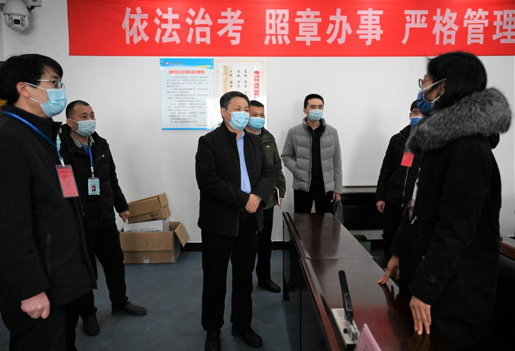 省教育考试院党委书记刘刚到郑州督导调研校园安全稳定和开学准备等工作  新闻资讯  第2张