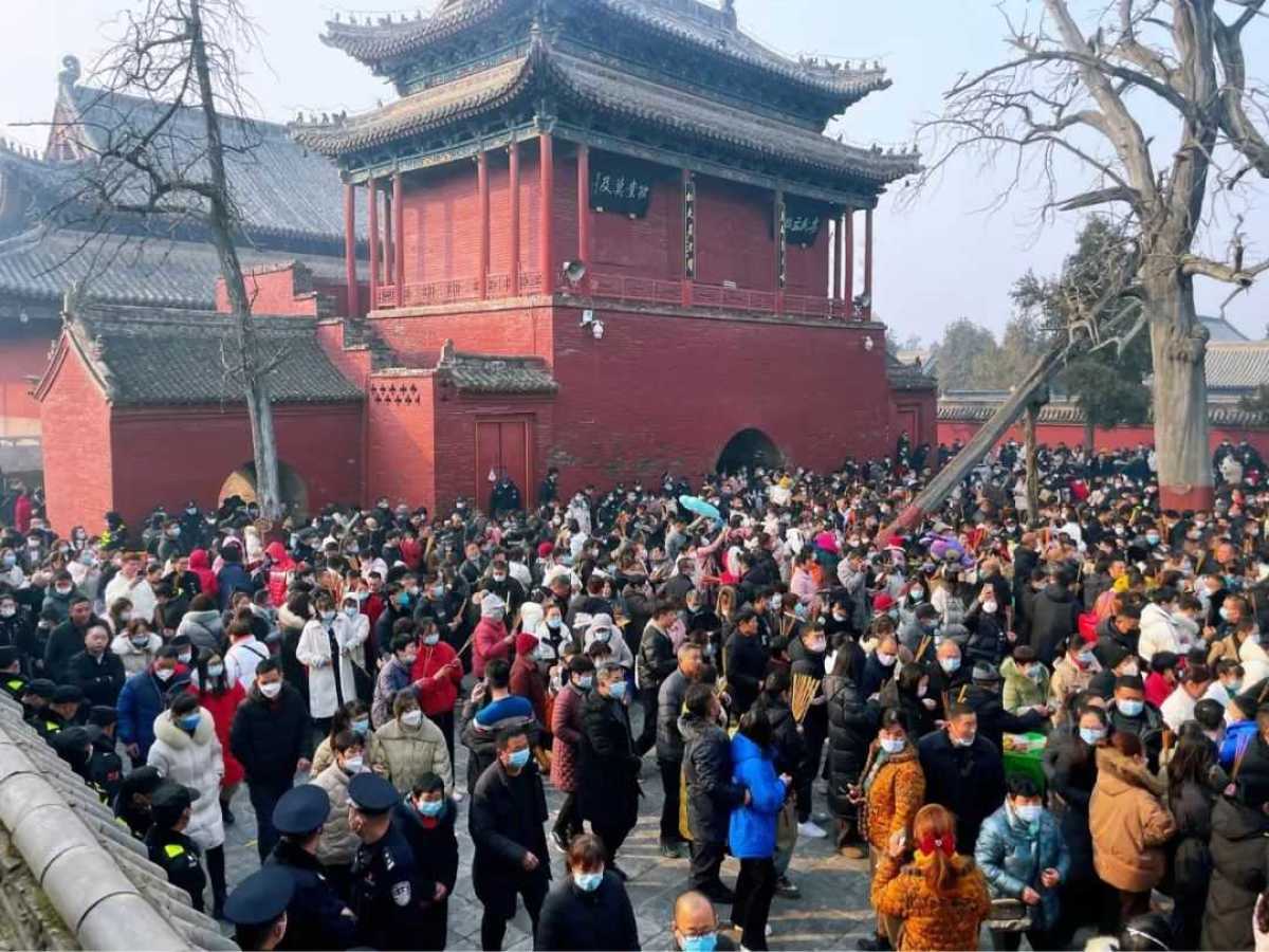 大年初一 周口淮阳太昊陵游客迎来“井喷”