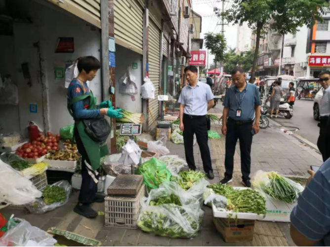 鹿邑县发展改革委：开展汛期重要民生商品保供稳价工作