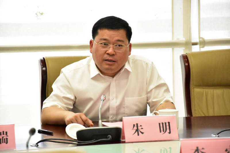 省行政审批和政务信息管理局办公室党支部与省发展改革委办公室党支部签署共建协议