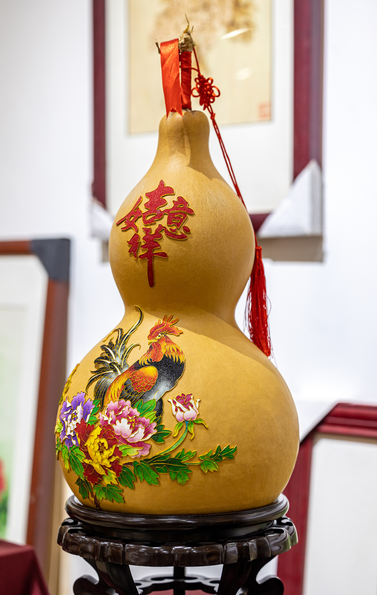 河南90后“绣郎”：火光之间传承非遗文化