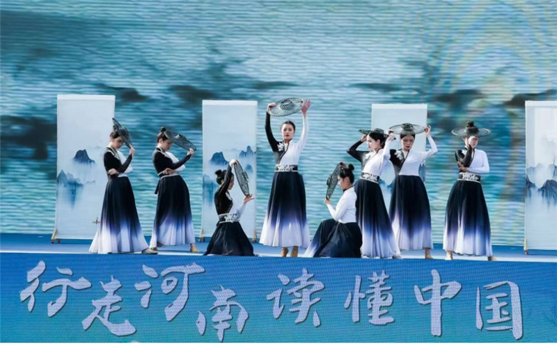 “豫见云中高速嗨在伏牛山”栾川站暨“打卡天宫老君山千名达人播栾川”主题活动启动