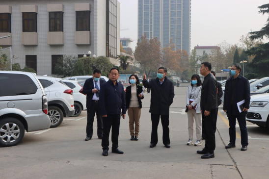 省发展改革委党组成员、副主任刘琦 <br>赴培训中心开展工作调研