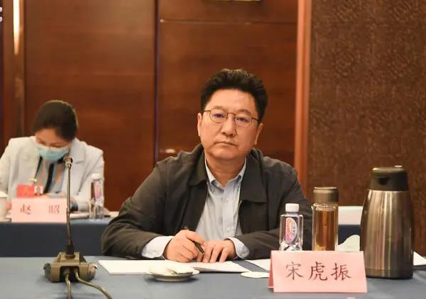 全國(guó)人大代表宋虎振：堅(jiān)決扛穩(wěn)糧食安全重任 推動(dòng)農(nóng)業(yè)豐收農(nóng)民增收