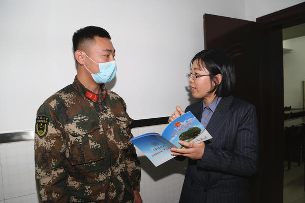 宪法宣传周期间，我省司法行政系统积极开展普法宣传活动 与法同行 精彩呈“宪”