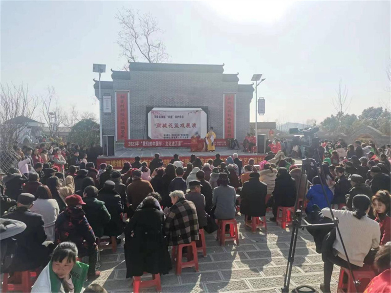 民俗文化笑开颜 红红火火过大年——信阳春节民俗文化活动精彩上演