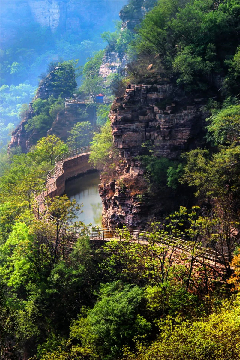 红旗渠总干渠通水58周年