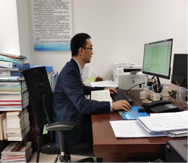 “疫”然平凡坚守 诠释责任担当——省发展改革委统筹推进疫情防控和经济社会发展工作纪实