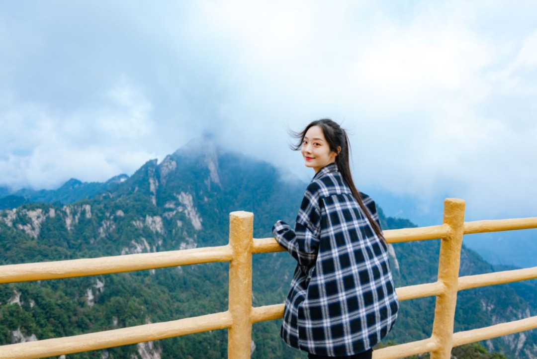 白云山：层林尽染秋意浓
