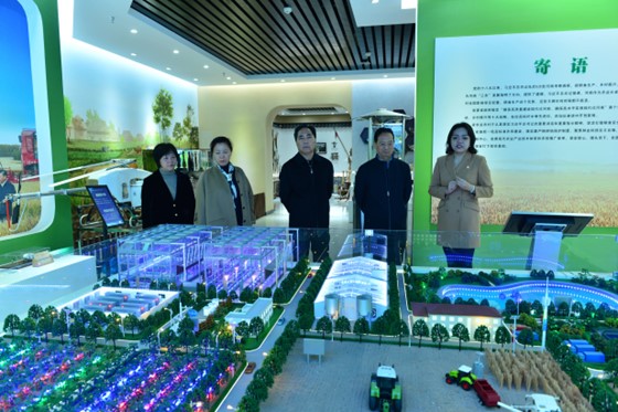 省委老干部局赴省农业农村厅调研老干部工作