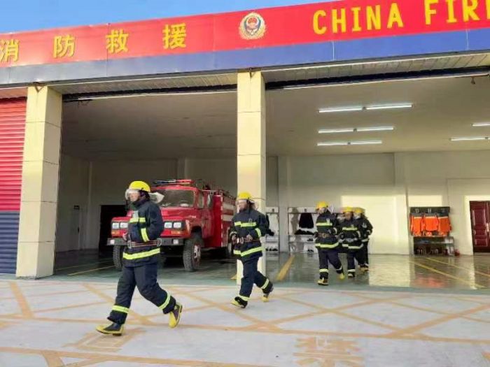宝丰县建设乡镇专职消防队 夯实基层消防安全基础