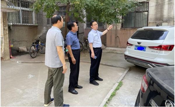 厅总农艺师杨玉璞到省水产技术推广站  开展专题调研
