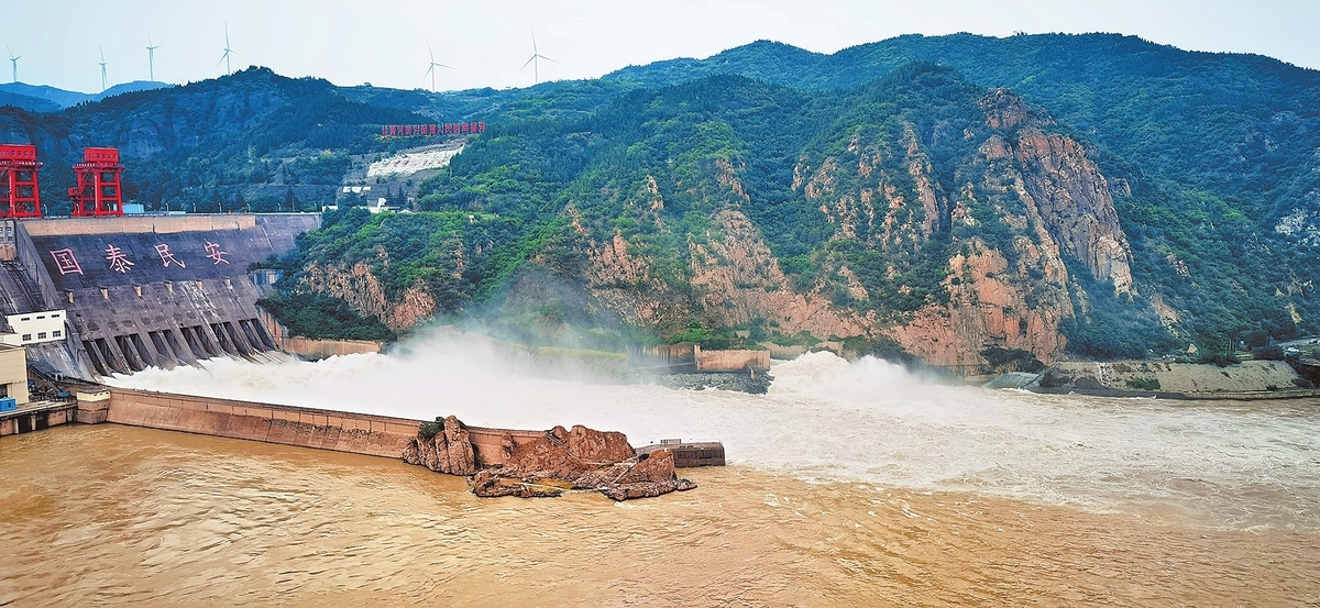 行走河南·读懂中国丨万马奔腾