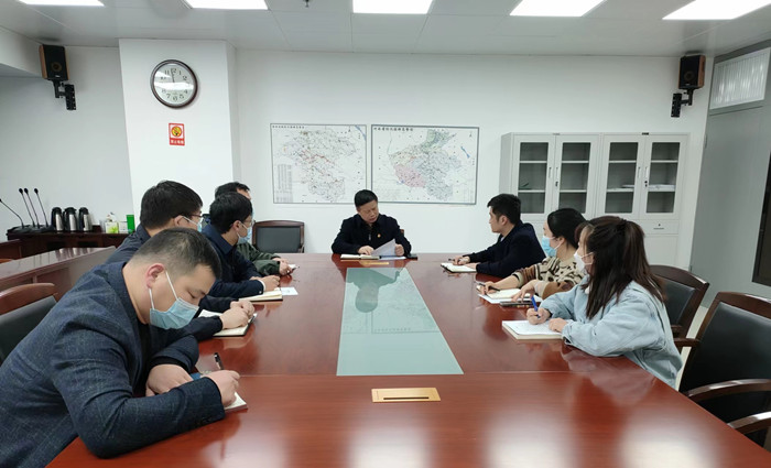 重温训词精神 牢记使命担当——调查评估和统计处开展学习训词精神专题党课活动