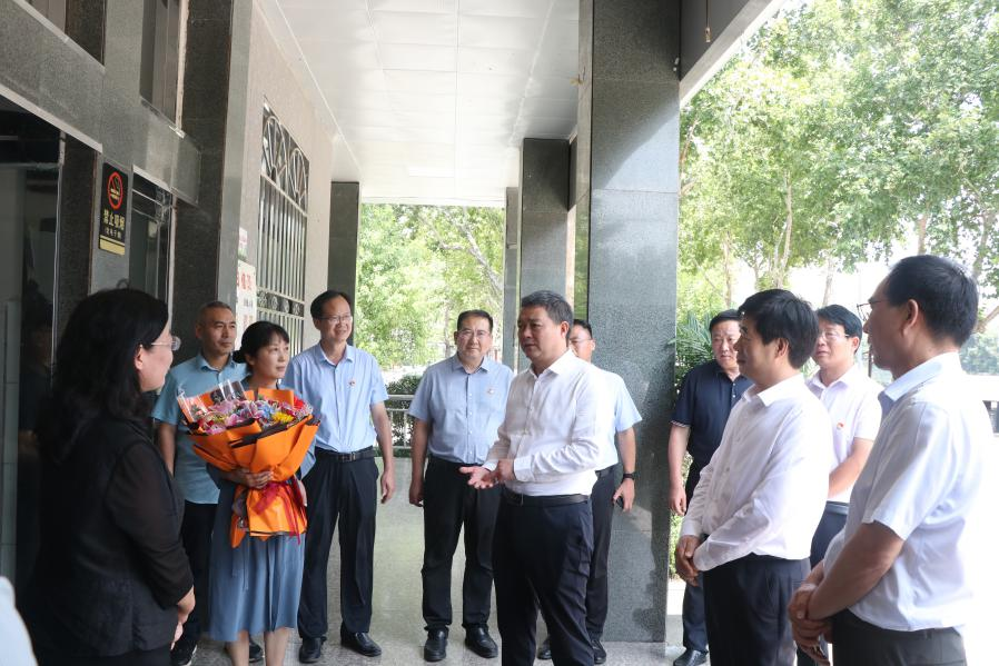 感念师恩！我省各地开展教师节慰问庆祝活动