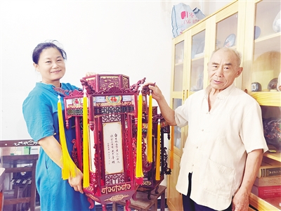【行走河南·读懂中国】五代人传承百年 点亮走马宫灯