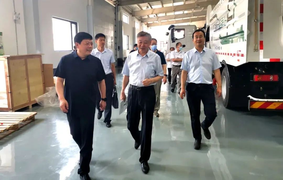 楊自明到長垣、濮陽等市縣調研指導特種設備安全、質量提升和非公黨建等工作