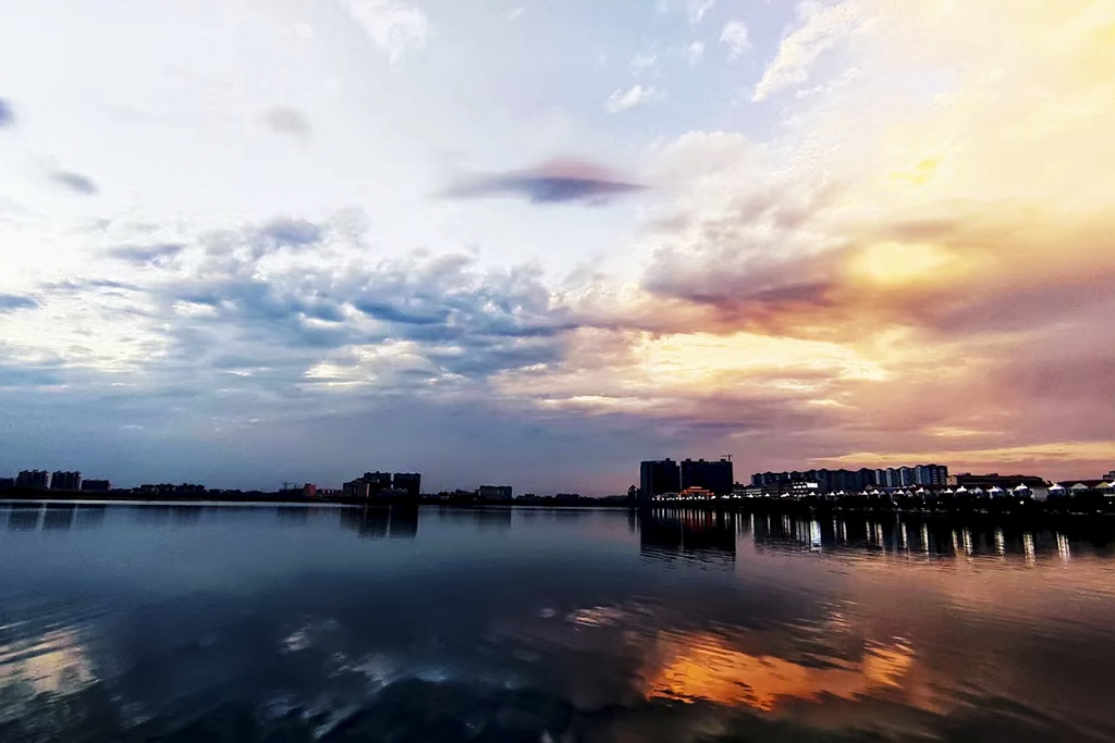 睢县：落日余晖醉晚霞 一抹夕阳美如画