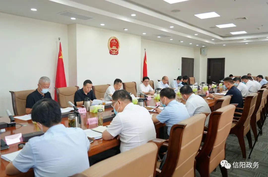 市政府第九十三次常务会议召开 研究经济运行、民办义务教育等工作