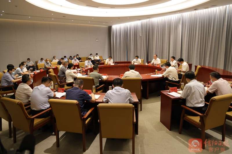市科技創新委員會召開第一次會議 蔡松濤主持并講話 陳志偉出席