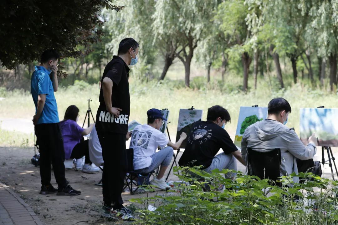 一个摄影老师眼中封闭在校的教学影像记录