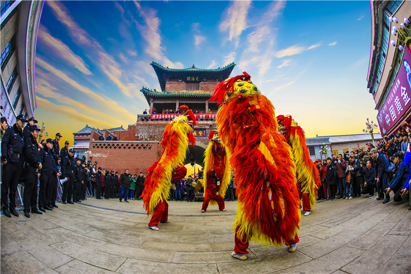 春满中原·老家河南 | 热闹过大年！这份逛庙会、赏灯会攻略别错过