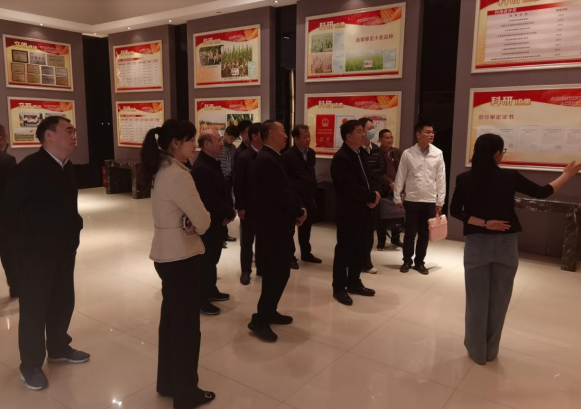 【鹤壁市】农业农村部科教司二级巡视员窦鹏辉莅鹤调研农业科技创新体系建设改革工作