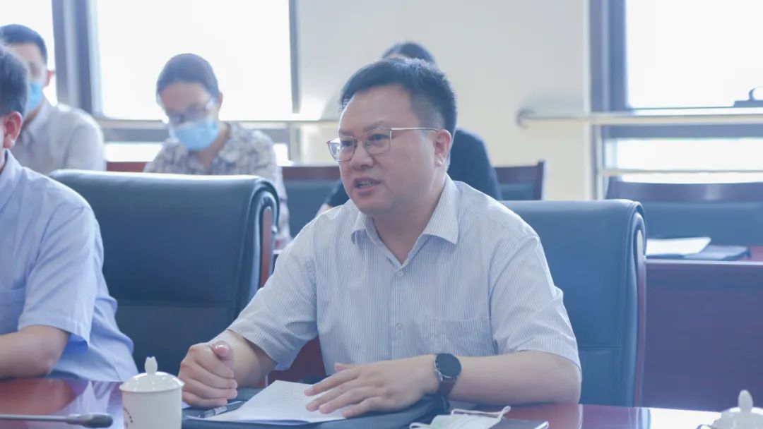 河南省委政研室会同省委组织部、省委直属机关工委和洛阳市委政研室到省市场监管局调研指导机关党建工作