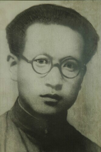 敢把牢底坐穿的共产党员张漫萍