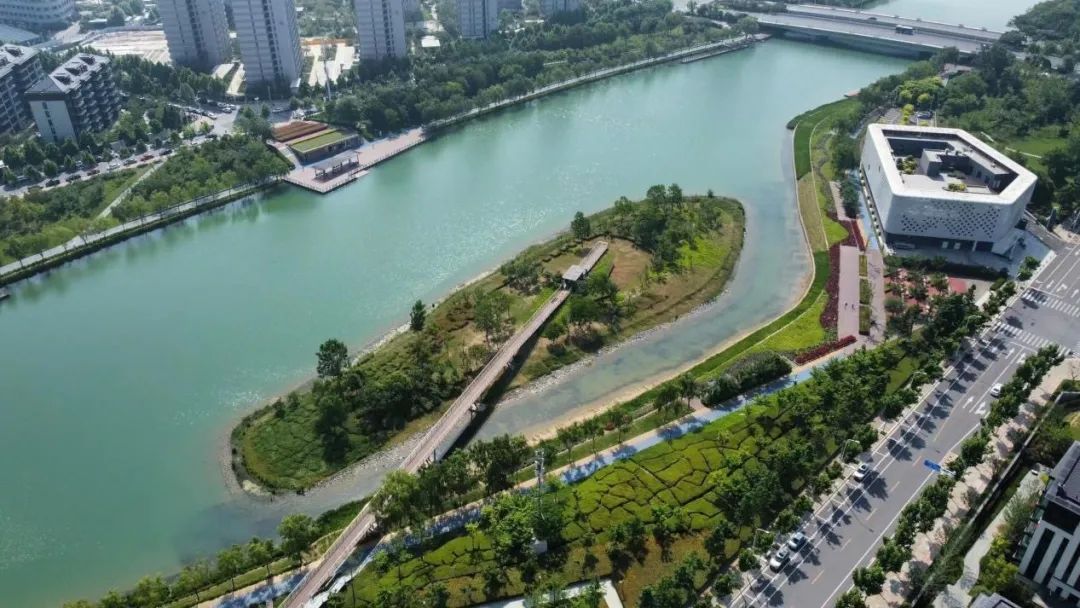 行走河南·读懂中国丨北龙湖的夏天 美成一道风景线