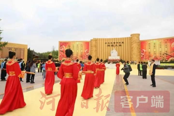 拜祖大典上的“国潮风”