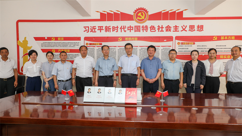 河南省文化和旅游厅深入南阳市卧龙区开展新时代文明实践暨“四送一助力”结对帮创 主题活动