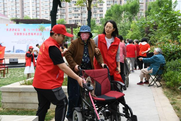 省文化和旅游厅举办“非遗进社区”暨“5.19中国旅游日”文明旅游志愿服务活动