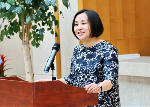 厅党组成员张秀梅同志出席仪式并讲话厅党组成员张秀梅,机关党委专职