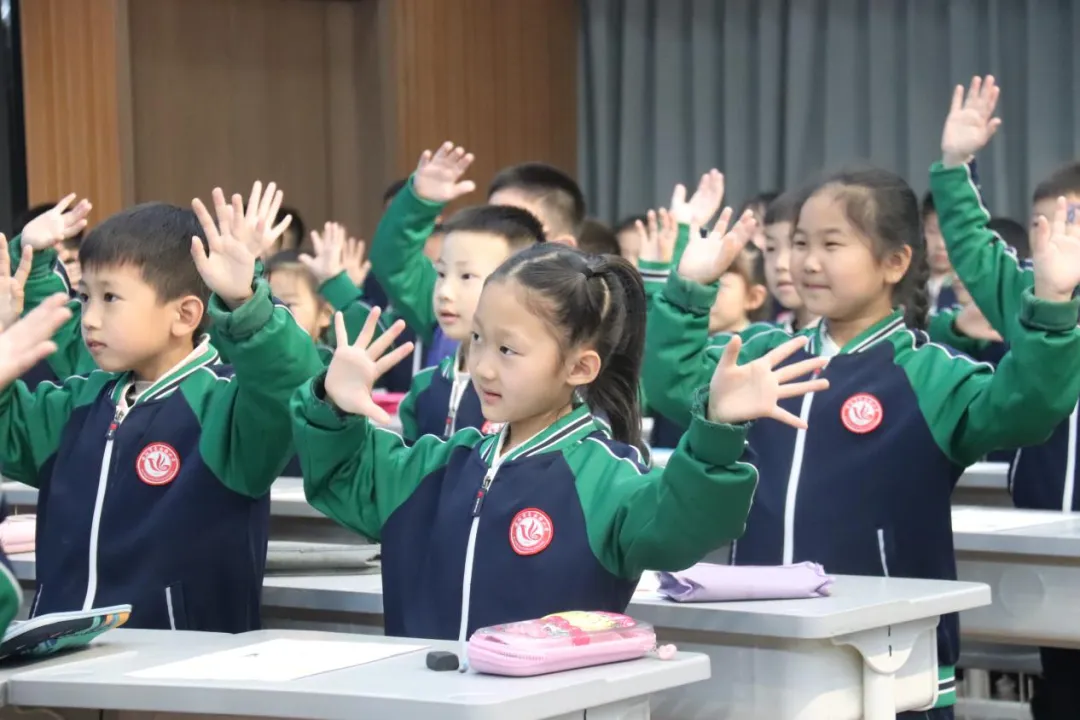 安阳市北关区自由路小学：规范管理 让每位学子高飞远翔