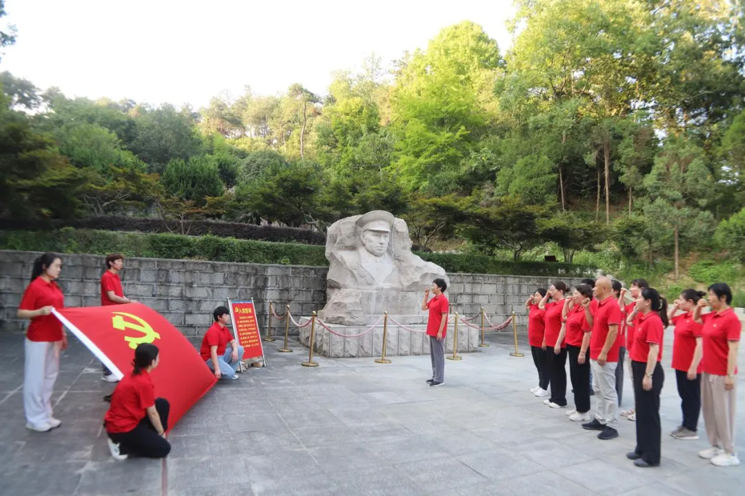 豫有引力青年行 | 河南机电职业学院师生追寻红色记忆，坚定责任担当