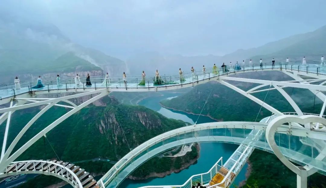 行走河南·读懂中国丨新宝泉·崖天下开启“悬崖旅行”新篇章