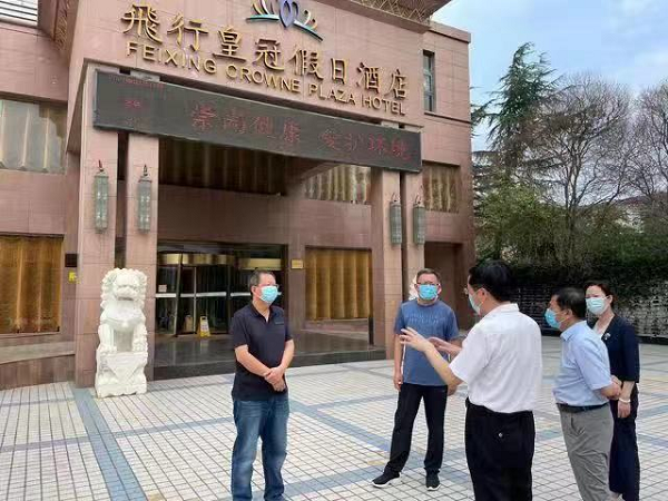 平顶山市住建局“望闻问切”排查隐患<br> 确保集中隔离点房屋建筑安全 平顶山市住建局“望闻问切”排查隐患<br> 确保集中隔离点房屋建筑安全