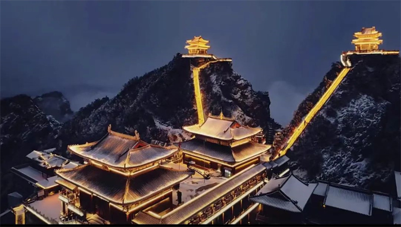 行走河南·读懂中国 | 雪后老君山颜值爆表