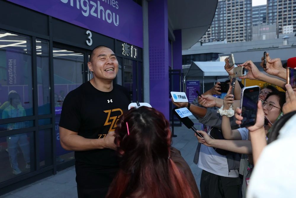 张志磊感谢家乡拳迷回应“下一场跟谁打”