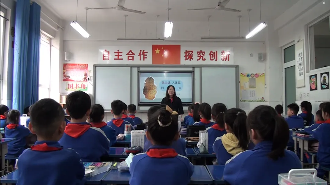 安阳市北关区自由路小学：规范管理 让每位学子高飞远翔