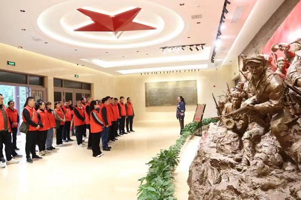 充电       锤炼      洗礼       淬火 <br>商丘市城市管理局开展两期红色教育专题培训班综述